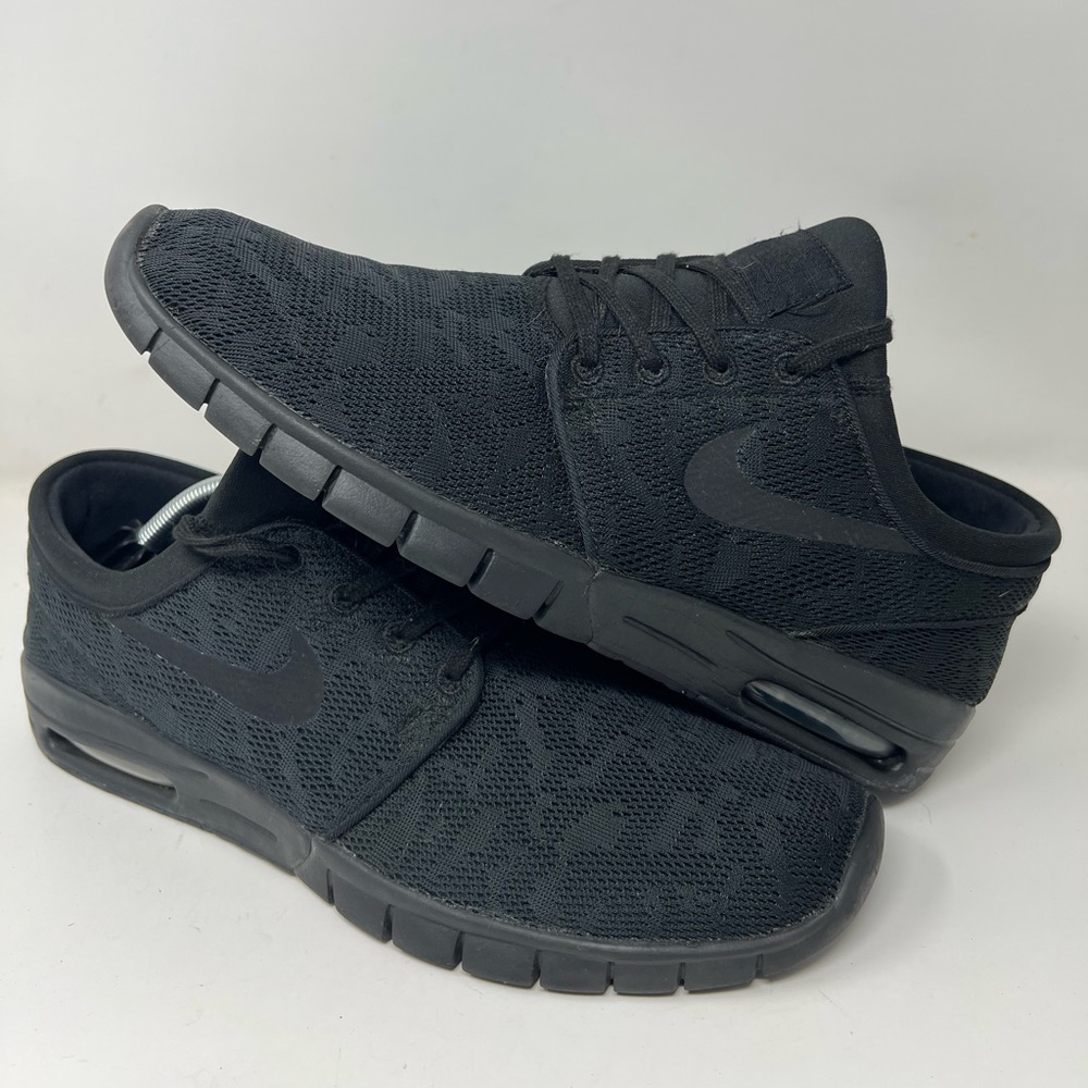 Men 11.5 - Nike SB Stefan Janoski Max Triple Black Athletic Sneaker 631303-099